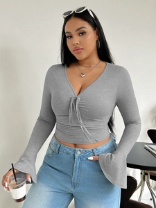 Slim fit V-neck long sleeve gray crop top with drawstring and flared sleeves