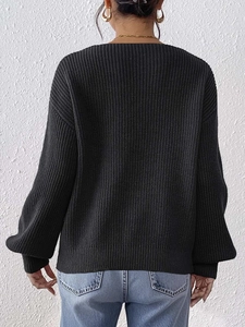 Damen Strickpullover in Schwarz mit V-Ausschnitt, lockerer Passform und langen Ärmeln