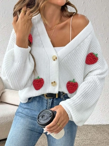 Cardigan bianco chic in maglia con fragole 3D, scollo a V e bottoni ambra da donna