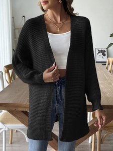 Gilet tricoté noir à manches longues pour femmes avec texture épaisse et décontractée