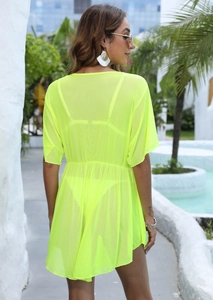 Vue arrière du cache-maillot en maille jaune fluo avec taille haute élastique et transparence