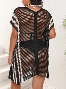 Cache-maillot crochet grande taille pour femme avec motif ajouré contrasté noir et blanc