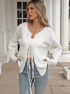 Elegant white knit cardigan with bow tie closure and long sleeves for women