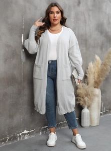 Gilet long en maille grise pour femme avec poches plaquées et épaules tombantes