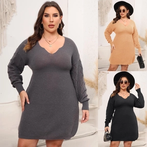 Detailed knit pattern on V-neck plus size dress with hollow geometric sleeve design