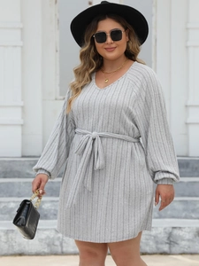 Women's V-neck ribbed knit midi dress with waist tie and lantern sleeves in grey