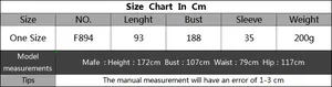 Tableau des tailles pour robe de plage au crochet ample avec mensurations du mannequin