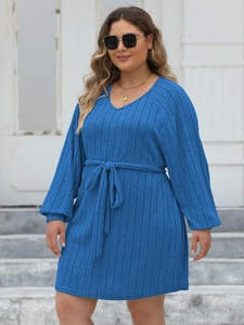 Blue plus size V-neck ribbed knit dress with long sleeves and waist tie detail