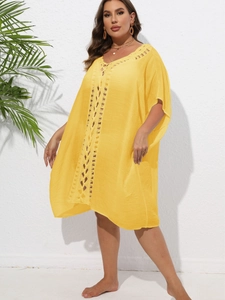 Robe de plage jaune vif pour femmes avec crochet évidé col en V et manches chauve-souris