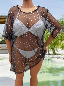 Cache-maillot en maille transparente avec étoiles sur bikini à fleurs 3D au bord de l'eau
