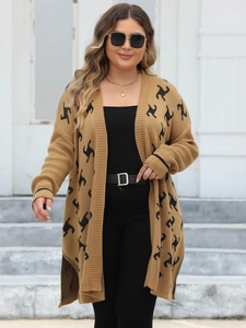 Cardigan lungo in maglia da donna con motivo geometrico cammello e nero senza bottoni