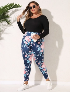 Women's plus size floral print leggings and black long sleeve slim fit casual set