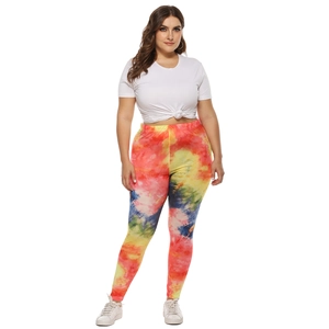 Women plus size colorful tie-dye print leggings with slim fit stretch design