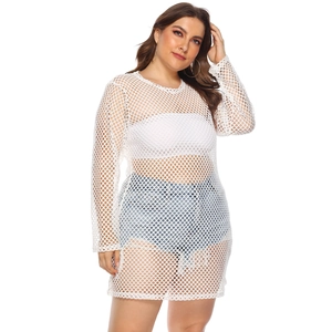 Robe de plage blanche en maille filet à manches longues et coupe mi-longue ample