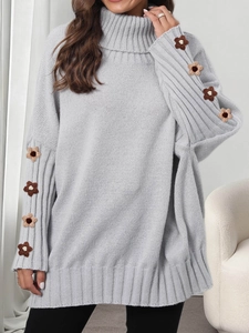Chunky knit turtleneck sweater in light grey featuring 3D floral appliques on sleeves
