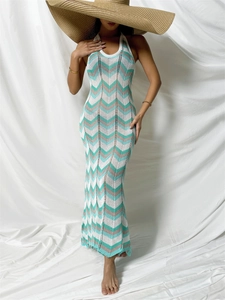 Robe longue en maille dos nu à rayures avec motifs de vagues vert menthe pour la plage