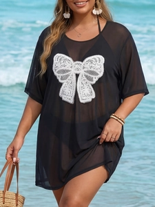 Robe de plage grande taille en maille noire avec nœud en dentelle blanche