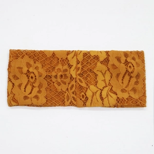 Bandeau large en dentelle jaune gingembre avec motif floral évidé pour femmes