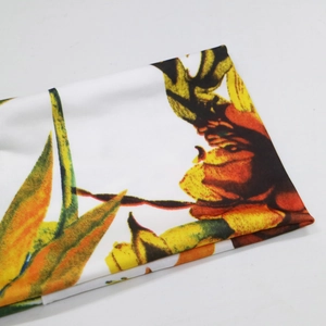 Fascia per capelli elastica da yoga con stampa floreale tropicale e uccelli del paradiso