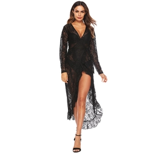 Robe Maxi Sexy en Dentelle Florale Noire pour Femmes Col en V Profond Manches Longues Sortie de Plage Fente Irrégulière Transparente Vacances