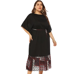 Robe longue grande taille à manches chauve-souris avec imprimé bohème et ceinture