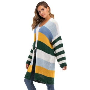 Gilet en grosse maille pour femme avec rayures contrastées en bleu, jaune et vert