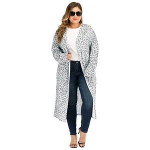 Detail of plus size long sleeve leopard print cashmere cardigan with side pockets