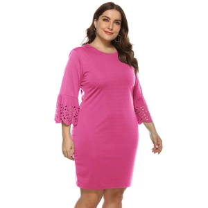 Abito a trapezio taglie forti fucsia con maniche a balze tagliate al laser