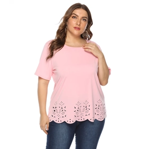 Plus size pink short sleeve T-shirt with hollow laser cut scalloped hem for women