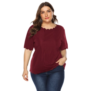 Women's plus size crew neck t-shirt in burgundy with stylish lettuce trim wavy edges