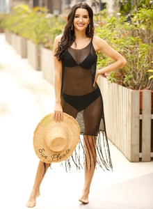 Robe de plage sexy en maille noire avec de longues franges et de fines bretelles