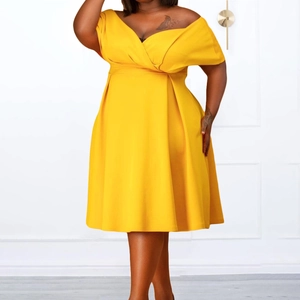 Elegant plus size off-shoulder V-neck dress in bright yellow with a pleated flared hem