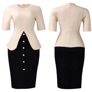 Robe bicolore élégante avec taille à basque et boutons en noir et beige classique