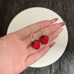 French Retro Sweet Strawberry Dangle Earrings For Women Luxury Rhinestone Crystal Fruit Drop Earrings Copper Jewelry Gift