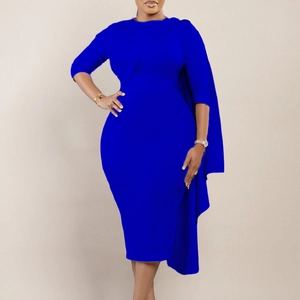 Robe crayon élégante bleu roi à manches longues avec détail cape latéral sophistiqué
