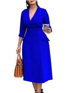 Robe manteau élégante bleu roi à double boutonnage avec ceinture et poches à rabat
