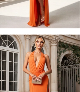 Détail d'une élégante robe de soirée orange dos nu avec fente haute et décolleté en V