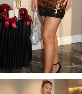 Détail de la jupe de fête à paillettes taille haute avec un sac à main en strass