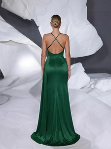 Elegant emerald green sequin V-neck backless evening gown with high slit and mermaid silhouette