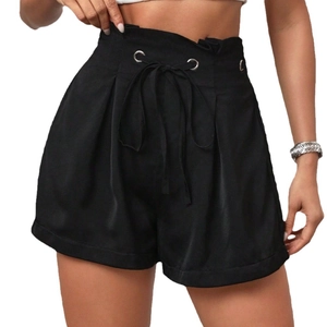 Short large noir à taille haute pour femme avec cordon de serrage et ourlet revers