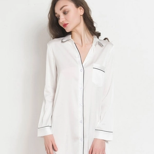 Damen Satin Nachthemd Langarm Boyfriend Stil Kontrastpaspeln Durchgeknöpft Schlafhemd Loungehemd Nachtkleid Für Damen