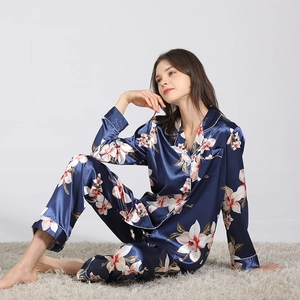 Pyjama en Satin pour Femme Haut Et Pantalon Manches Longues Boutonné Imprimé Floral Pois Vêtements de Nuit Maison