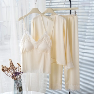 Ensemble Pyjama Satiné pour Femmes Bordure en Dentelle Camisole Avec Coussinets de Poitrine Peignoir Manches Longues et Pantalon