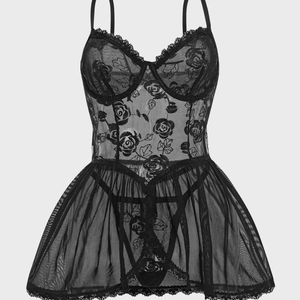 Ensemble de lingerie en dentelle noire sexy avec nuisette transparente et string assorti