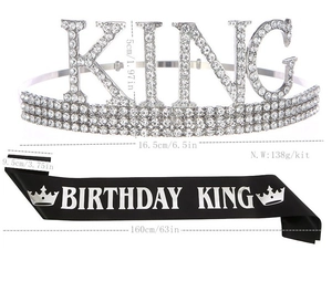 Détails de la couronne argentée King et de l'écharpe noire Birthday King avec dimensions