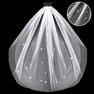 Voile de mariée élégant à double épaisseur avec strass brillants et peigne en métal