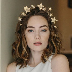 Serre-tête étoile dorée scintillante avec strass pour fêtes et occasions
