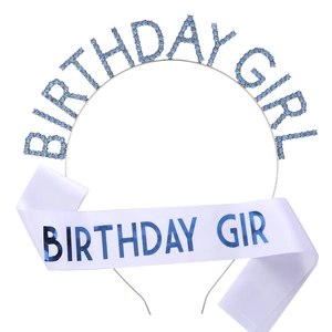 Set Birthday Girl avec serre-tête argenté strass bleu et écharpe en satin blanc assortie