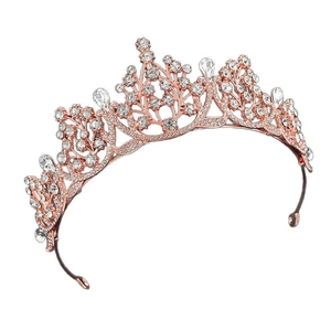 Diadème raffiné en or rose avec strass étincelants pour mariages et soirées de fête
