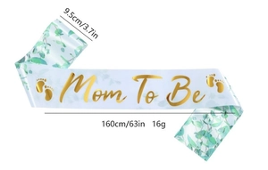 Detaillierte Maße der weißen Satin Mom To Be Schärpe mit Goldfolie und Blättern